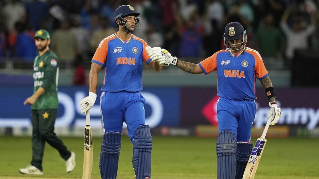 India vs Pakistan Asia Cup 2025: सूर्यकुमार यादव ने पाकिस्तान से हाथ मिलाने से किया इंकार, जानिए पूरा विवाद