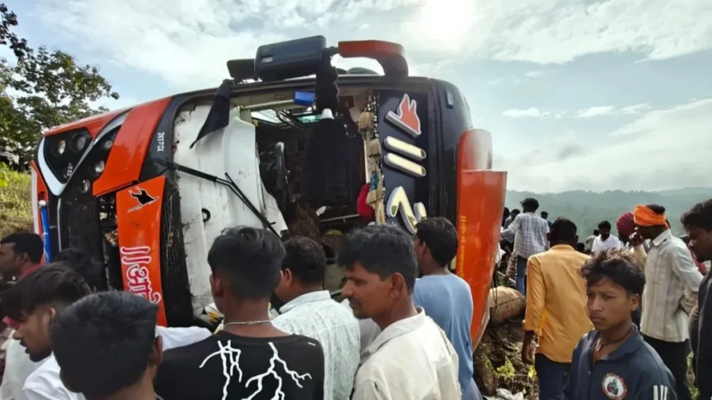 Bus carrying pilgrims overturns in Barwani district of Madhya Pradesh; 1 dead, 55 injured